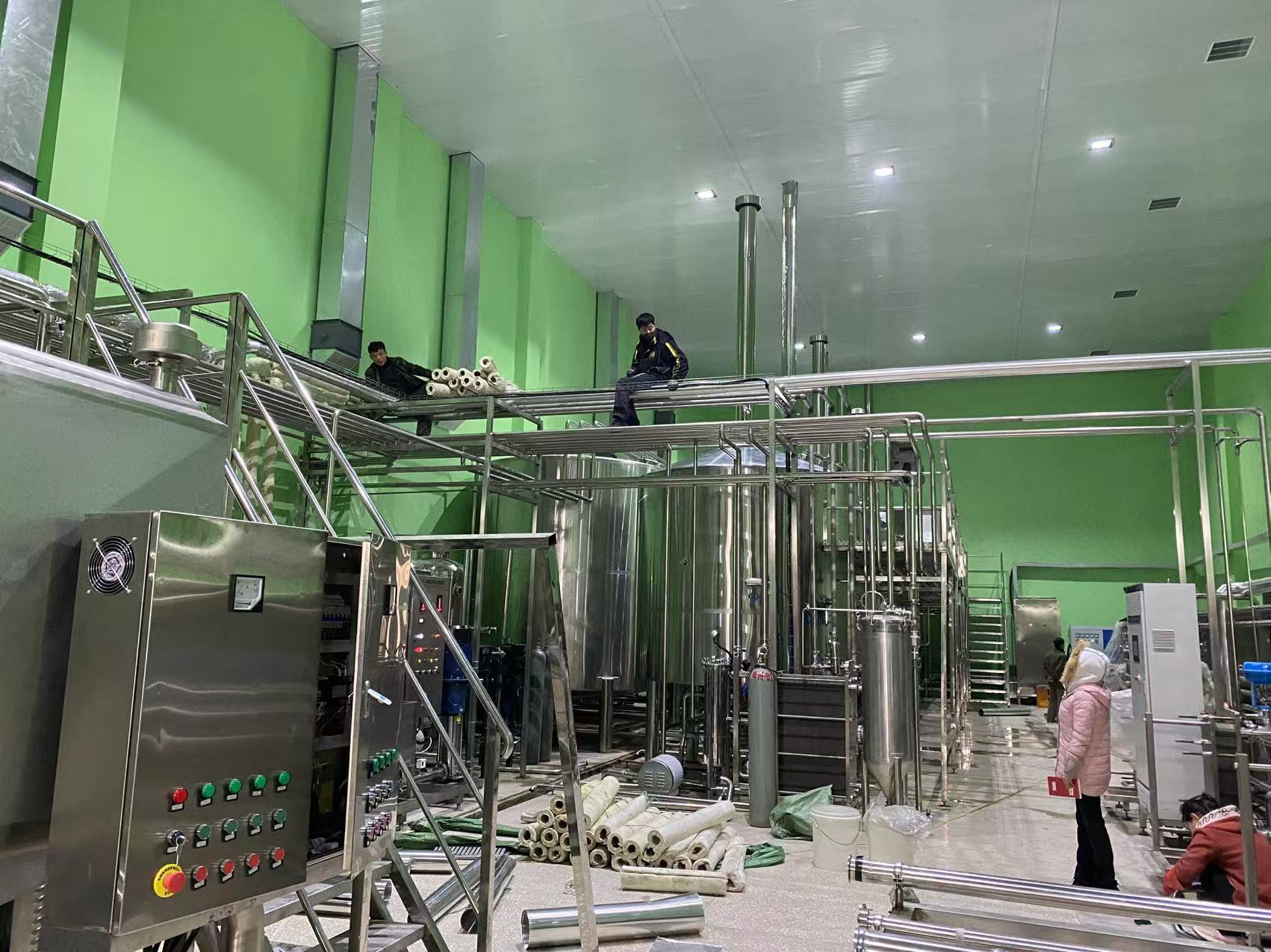 永城精酿啤酒设备厂—精酿啤酒设备制造:传承工艺与创新科技的交融